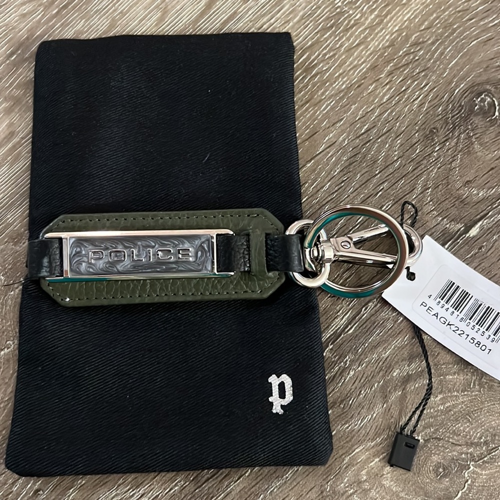 Police Keychain - Picture 2 of 2